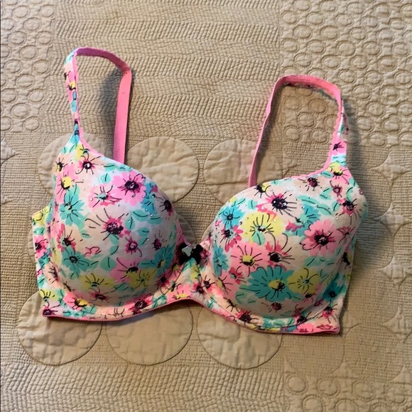 Victoria's Secret Other - Victoria’s Secret Bra.